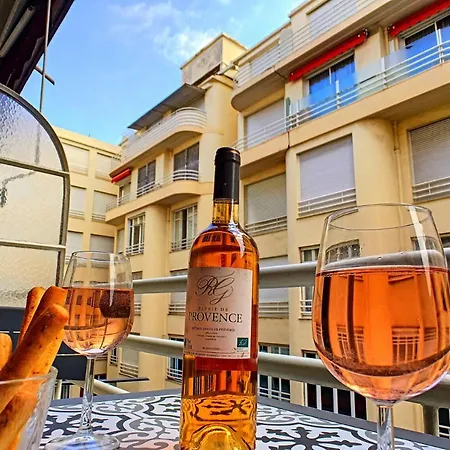Nestor&jeeves - Maria - - By Sea Apartmán